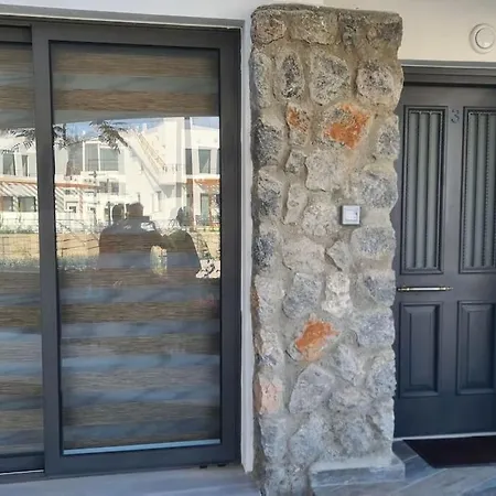 Deja Blue Phase 2, Block C, Unit 3 * Kalogrea